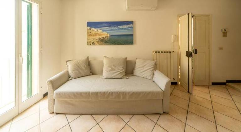 Rental apartment with 2 rooms for 5 persons — photo 2