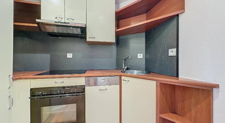 Rental apartment with 3 rooms for 4 persons — photo 4