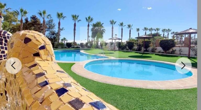 Apartment with patio & private pool in Oropesa del Mar