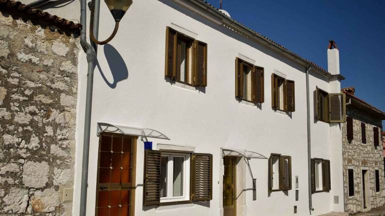 Apartma  Koversada