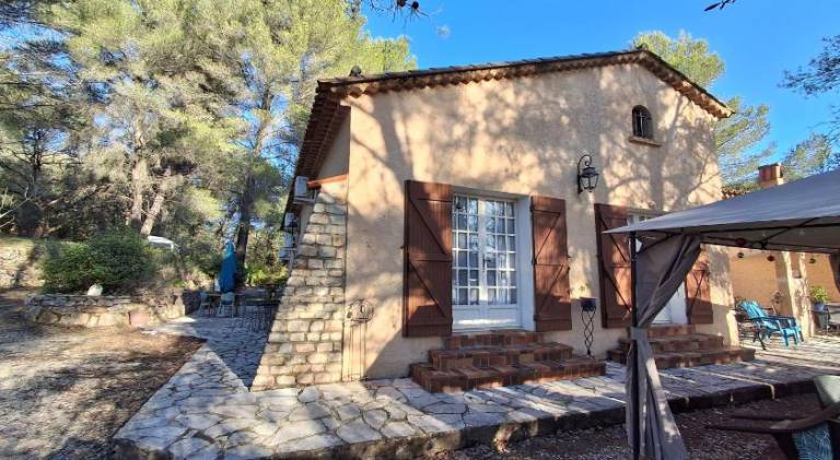 House with 5 rooms for 14 persons — photo 3