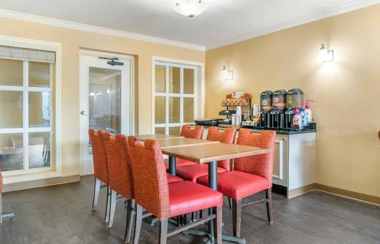 Auburn Hills Extended Stay Inn — photo 3