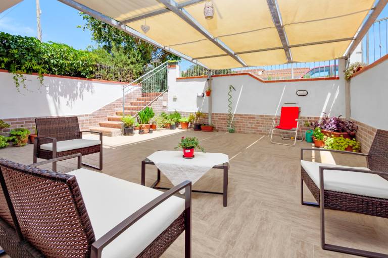 Holiday Apartment "Caterina" with Shared Terrace & Wi-Fi in Posada