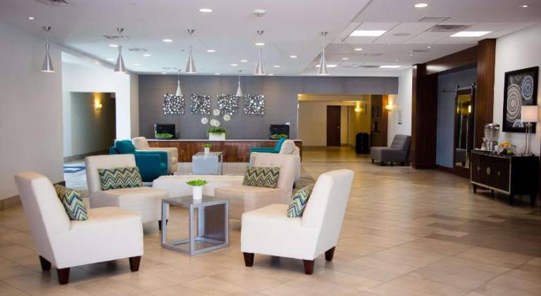 DoubleTree by Hilton Omaha Southwest — photo 3