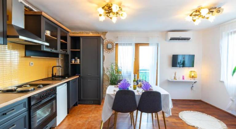 House | Dogs allowed in Podstrana