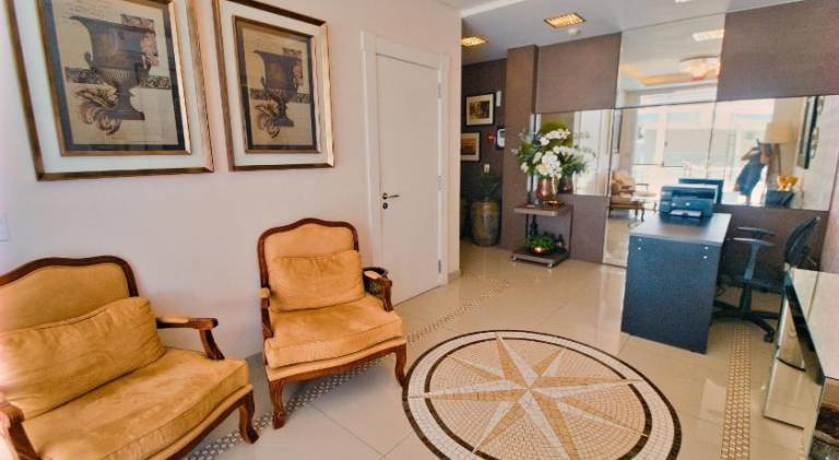 Apartment with BBQ & yard — photo 4