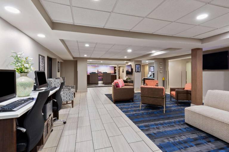 La Quinta Inn & Suites by Wyndham Goodlettsville - Nashville in Goodlettsville, TN