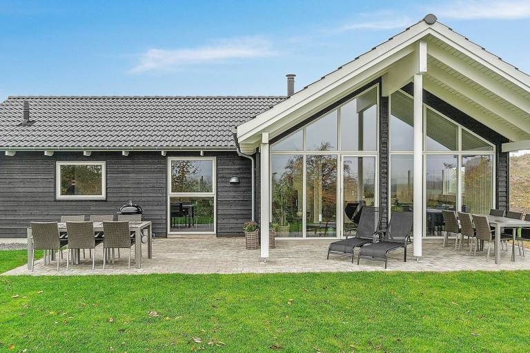 Fully equipped ample house with sauna, barbeque & terrace | Pets allowed — photo 3