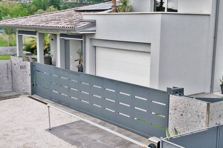 Vacation home with yard & terrace | Pet-friendly — photo 2