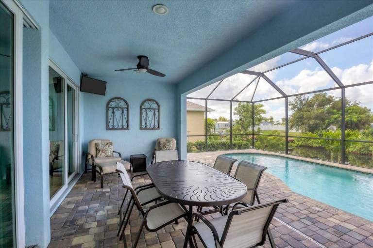 Charming vacation home with barbeque & pool | Suitable for remote work | Pets are welcome — photo 5