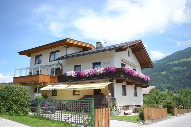 100 m² Ferienhaus