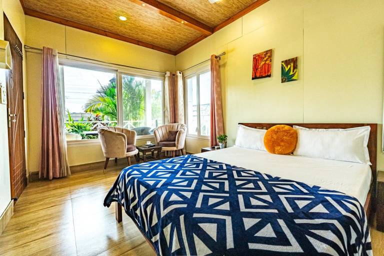 Beautiful house with pool, yard & barbeque | Suitable for remote work | Pets allowed — photo 2