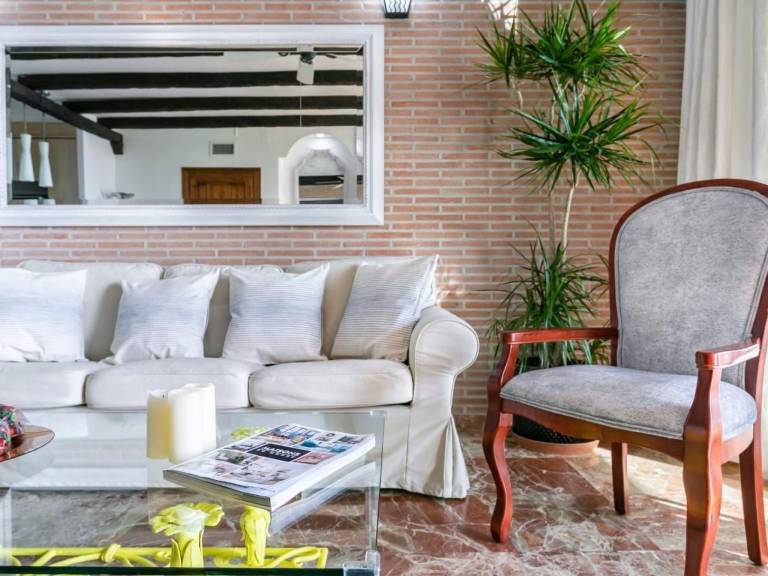 Fully equipped wonderful holiday apartment with pool, patio & garden | Beach nearby | Pets are welcome — photo 4