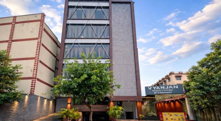 New Sun International & Banquet Hall