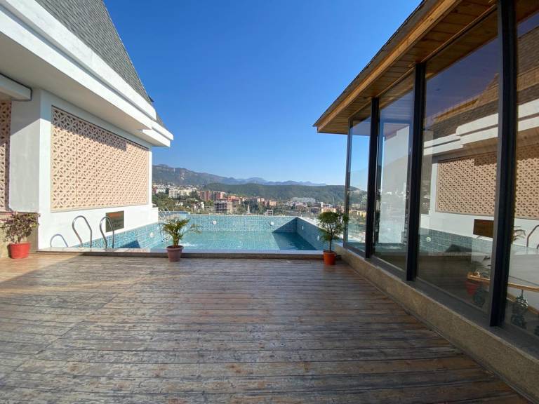Beautiful serviced apartment with pool, barbeque & hot tub | Good for workation | Pets allowed — photo 2