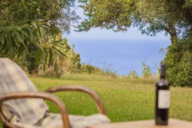 Casa Antonia, for 2/4 people, with sea view and access to the beach — photo 4