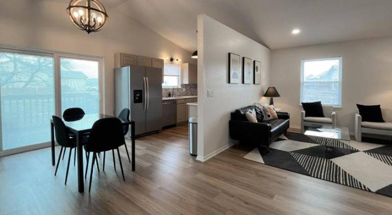 198 m&sup2; Ferienhaus