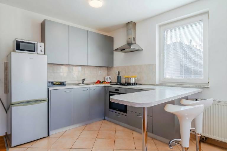Apartment with 2 rooms for 6 persons — photo 4