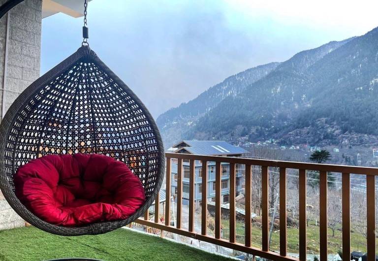 Olive Grand View in Manali