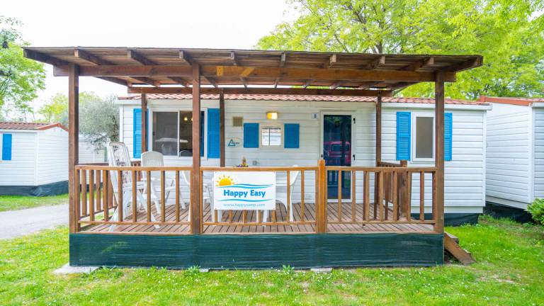 Mobilehome with air conditioning, terrace and pool — photo 3