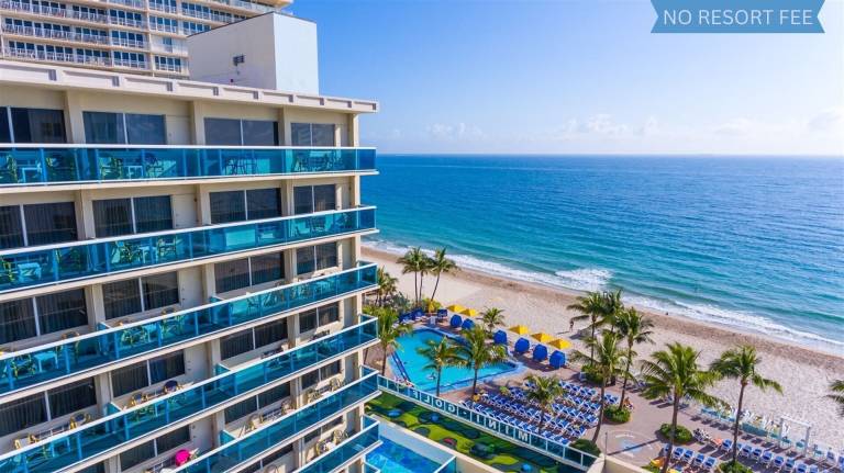 Resort Deerfield Beach