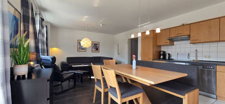 moderne strandnahe 3-Zimmer-Ferienwohnung für bis 5 Pers. mit WLAN — photo 4