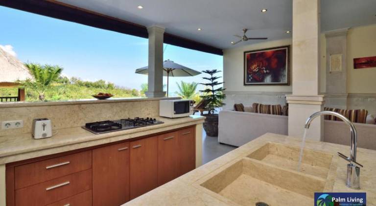 Villa with pool — photo 3