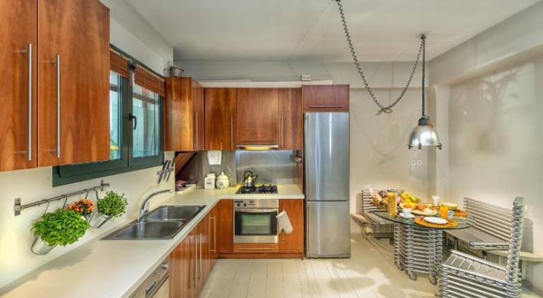 Villa with pool | Next to Temple of Olympian Zeus | Pet-friendly — photo 4