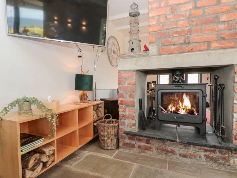 Cottage with yard | Beach view | Beach nearby | Pet-friendly — photo 4