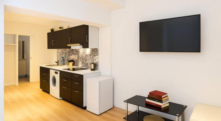 Charming holiday apartment with yard | Pets allowed — photo 2
