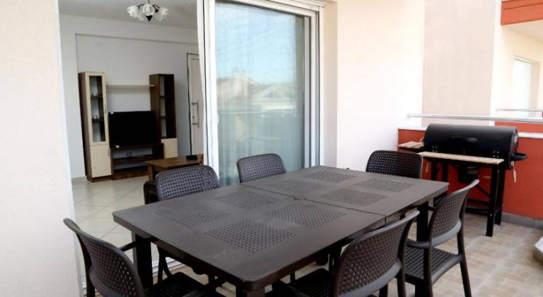 Rental apartment with terrace, garden & BBQ — photo 5