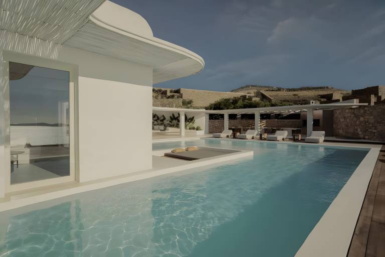 Villa with garden, BBQ & pool | Sea view — photo 2