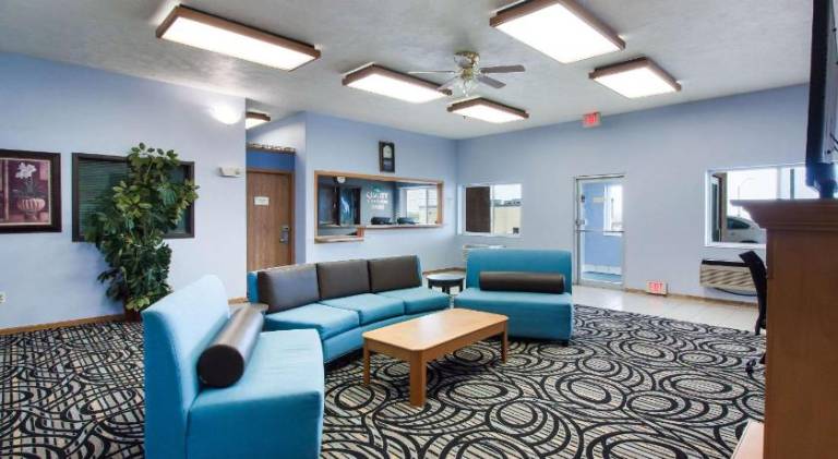 Quality Inn & Suites McCook — photo 3