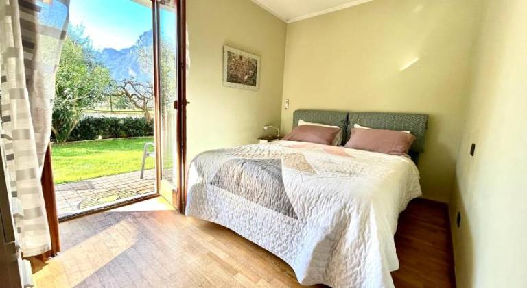 Holiday apartment with 2 rooms for 4 persons — photo 2