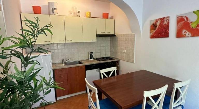 Holiday apartment with 2 rooms for 4 persons — photo 4