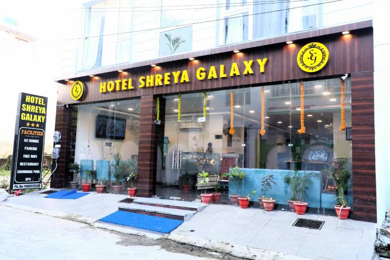 Hotel Shreya Galaxy