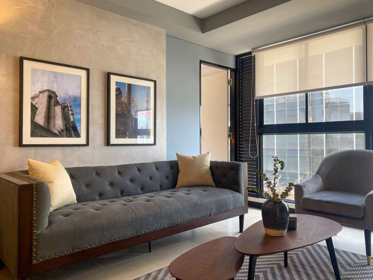 w Beautiful 2BR in San Isidro