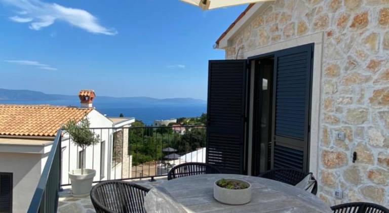 Villa with pool — photo 2