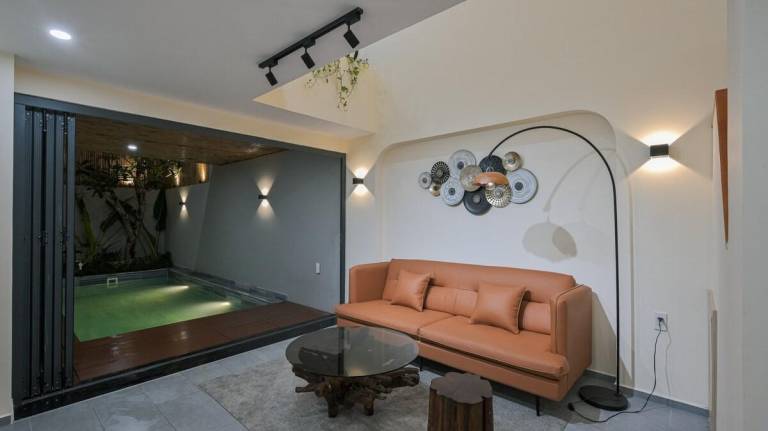 House with garden, barbecue & pool | Water view — photo 4