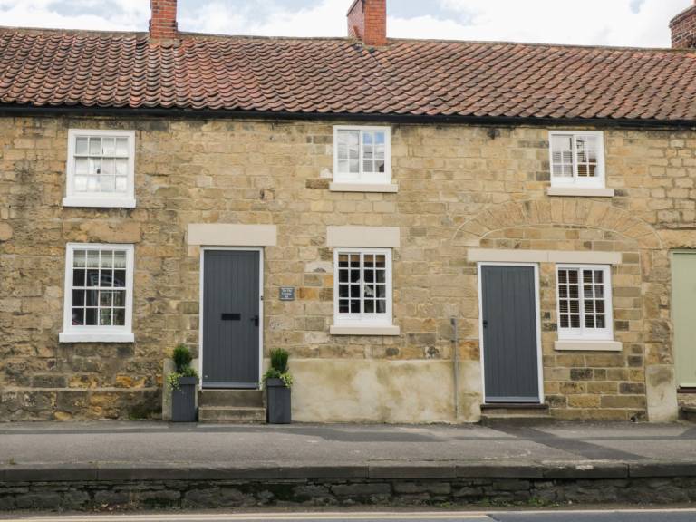 Cottage Pickering