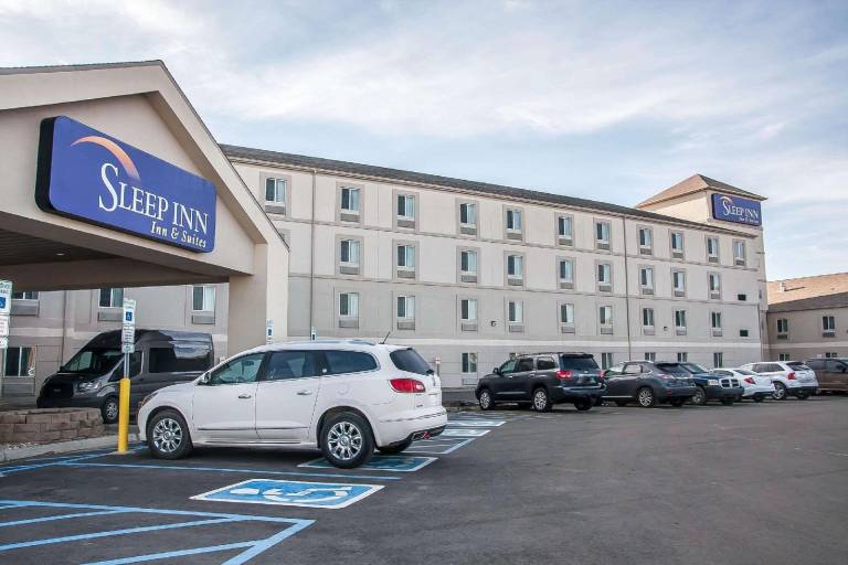 Sleep Inn & Suites Conference Center and Water Park in Minot, ND