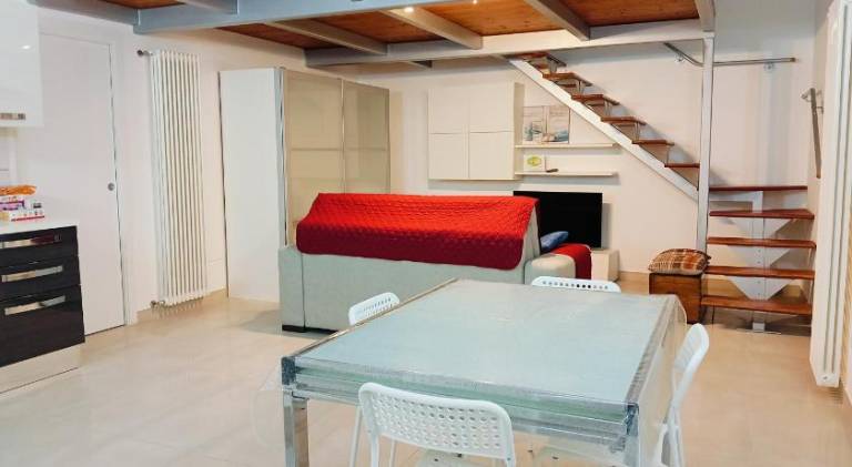 House with 1 room for 6 persons in Matera