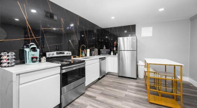 Holiday apartment | Next to Gerald D. Hines Waterwall Park in Houston, TX