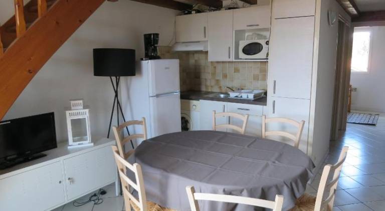 Holiday apartment with patio & BBQ | Next to the beach | Dogs allowed — photo 4