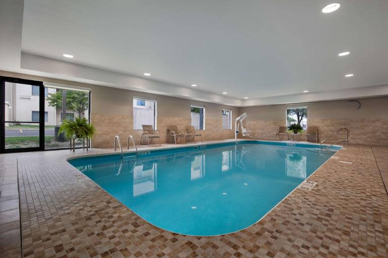 Hampton Inn & Suites Dayton-Vandalia — photo 4
