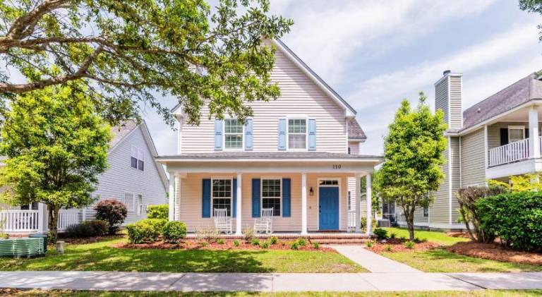 Big house with pool | Pets allowed in Bluffton, SC