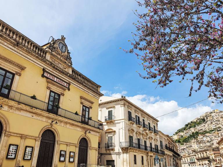 Ferienwohnung in Modica, Sizilien für max. 9 Personen Ferienwohnung in Modica, Sizilien für max. 9 Personen