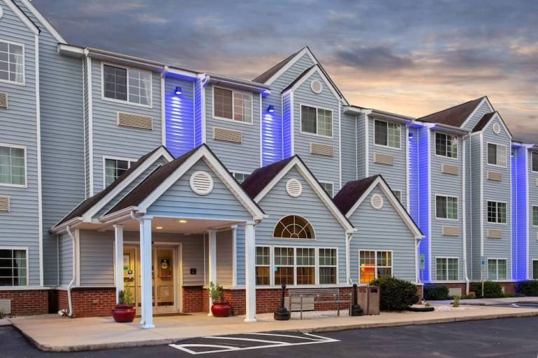 Microtel Inn & Suites by Wyndham Lillington Campbell Univ
