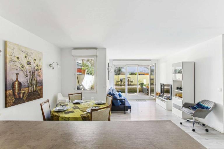 Apartment Saint-Denis