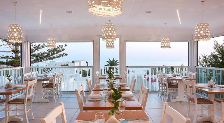 CHC Corvina Beach Hotel — photo 3